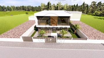 House 4 Bedrooms