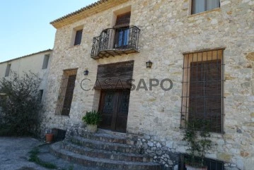 Rustic House 7 Bedrooms