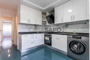 Apartamento 2 hab. + 1 hab. auxiliar, Duplex