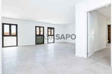 Apartment 3 Bedrooms Triplex