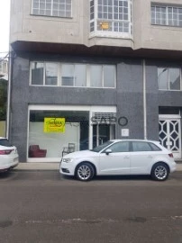 Baixos comercial