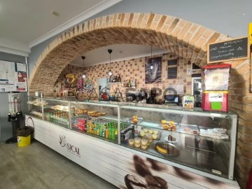 Coffee Shop / Snack Bar