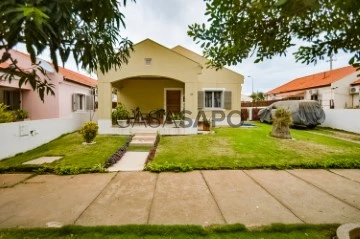 Detached House 4 Bedrooms +1