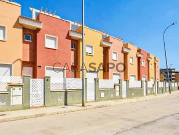 Town House 4 Bedrooms