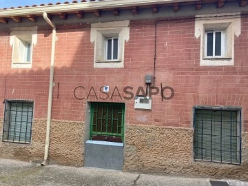 Casa de poble 4 habitació + 1 hab. auxiliar