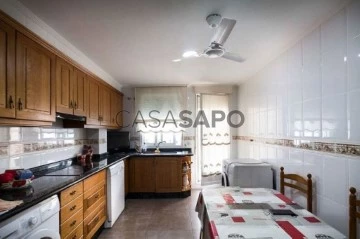 Vivienda adosada 6 habitaciones