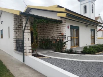 Detached House 3 Bedrooms +3