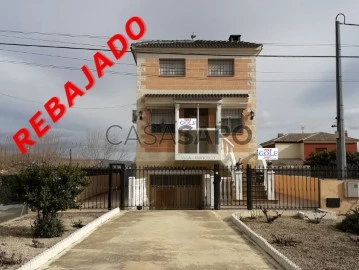 Xalet / Torre 4 habitacions + 3 hab. auxiliars