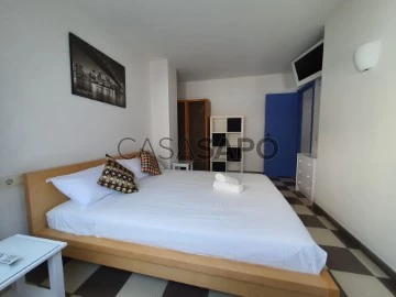 Piso 3 habitaciones + 3 hab. auxiliares