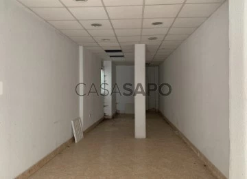 Baixos comercial 3 habitacions