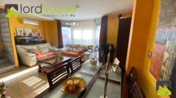 House 3 Bedrooms Duplex