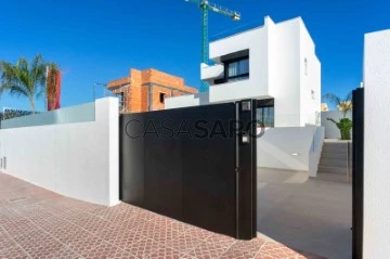 Villa 3 Bedrooms Triplex