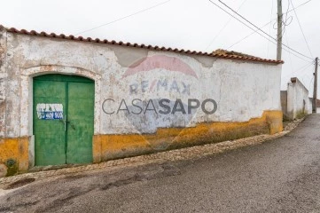 Loja da Decathlon no Beco Fino está quase pronta