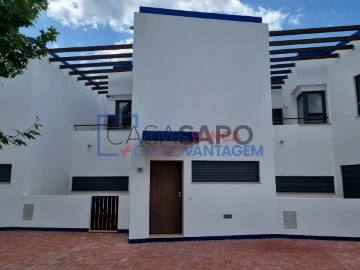 Vivienda adosada 3 habitaciones