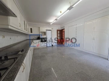 Vivienda adosada 4 habitaciones