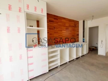 Vivienda adosada 3 habitaciones