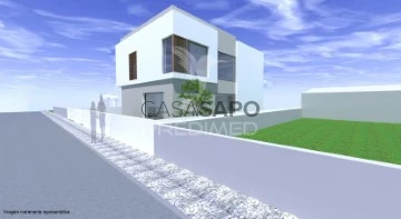 House 4 Bedrooms