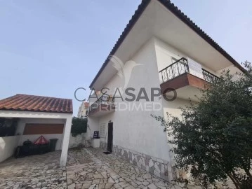 Semi-Detached House 3 Bedrooms