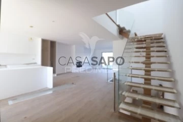 Town House 3 Bedrooms