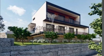 Semi-Detached House 3 Bedrooms