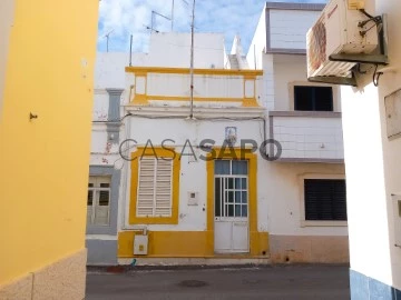 House 2 Bedrooms +1 Duplex