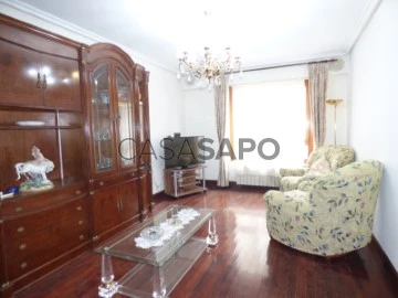 Piso 2 habitaciones + 4 hab. auxiliares