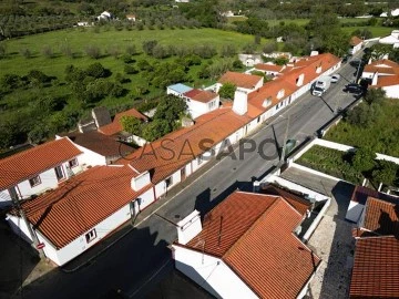 House 12 Bedrooms