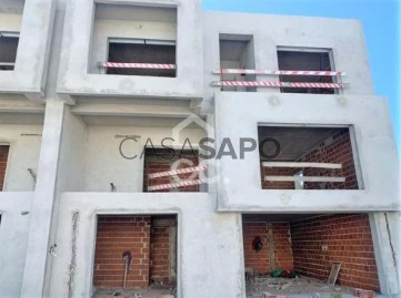 Vivienda pareada 4 habitaciones