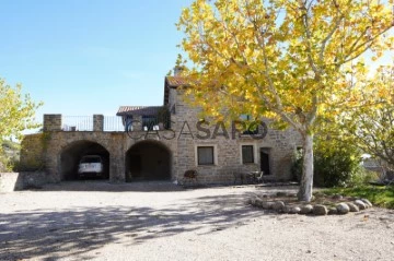 Casa amb parcel·la 6 habitacions,  Duplex