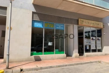 Baixos comercial