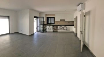 Pareado 3 habitaciones, Triplex