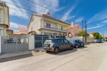 Semi-Detached House 3 Bedrooms