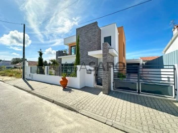 Detached House 4 Bedrooms Duplex