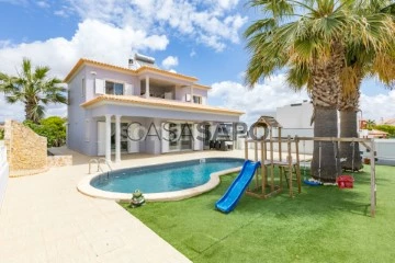 Detached House 4 Bedrooms