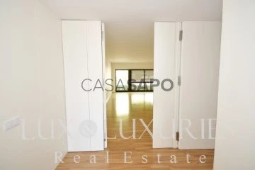 Apartamento 3 habitaciones + 1 hab. auxiliar