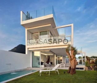 Villa 4 Bedrooms Triplex