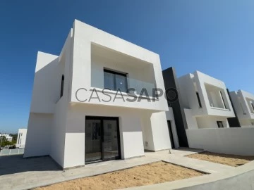 Casa 3 hab. + 1 hab. auxiliar, Duplex