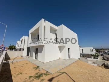 Casa 3 hab. + 1 hab. auxiliar, Duplex