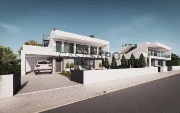 Detached House 4 Bedrooms Duplex