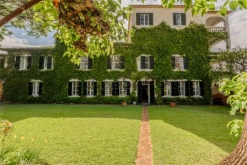 Farm 10 Bedrooms