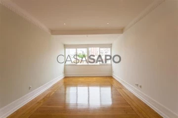 Apartamento 3 habitaciones + 1 hab. auxiliar