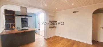 Semi-Detached House 2 Bedrooms Triplex