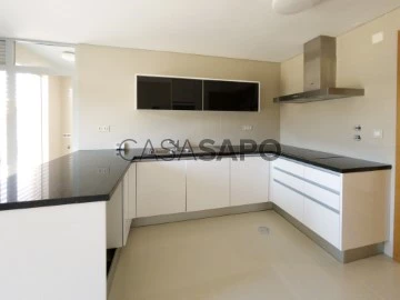 Apartamento T4