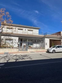 Vivienda adosada 6 habitaciones,  Duplex