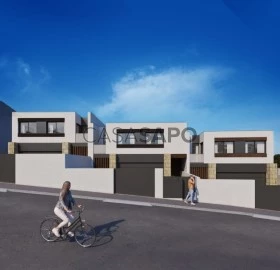 House 3 Bedrooms Duplex