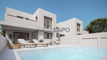 Villa 4 Bedrooms