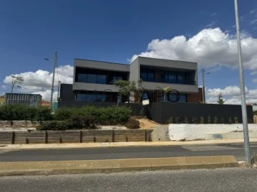 Casa 4 habitaciones