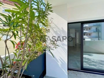 Apartamento 2 habitaciones + 4 hab. auxiliares