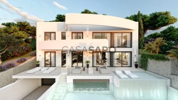 Villa 4 Bedrooms Triplex