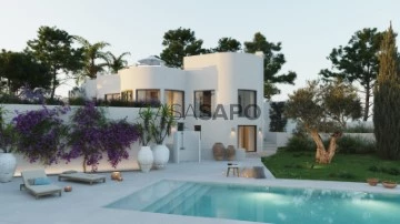 Villa 4 Bedrooms Triplex